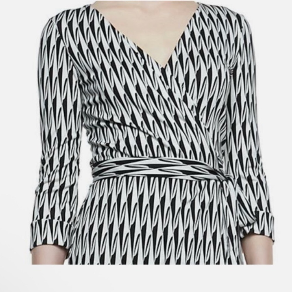 Diane von Furstenberg DVF New‎ Julian Two Silk Wrap Dress Geometric Print 4 $595 - Picture 7 of 16